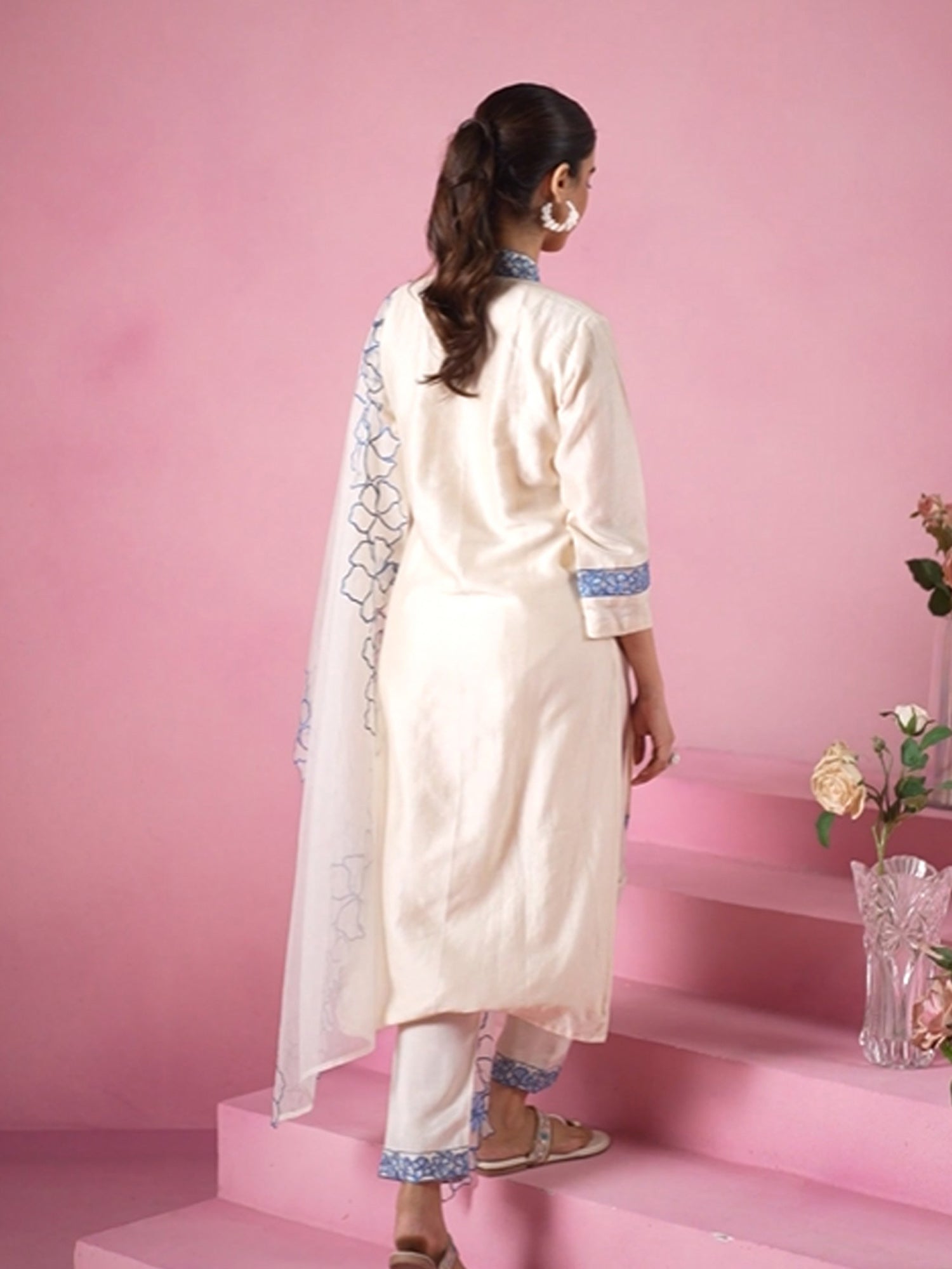 Color_Off White