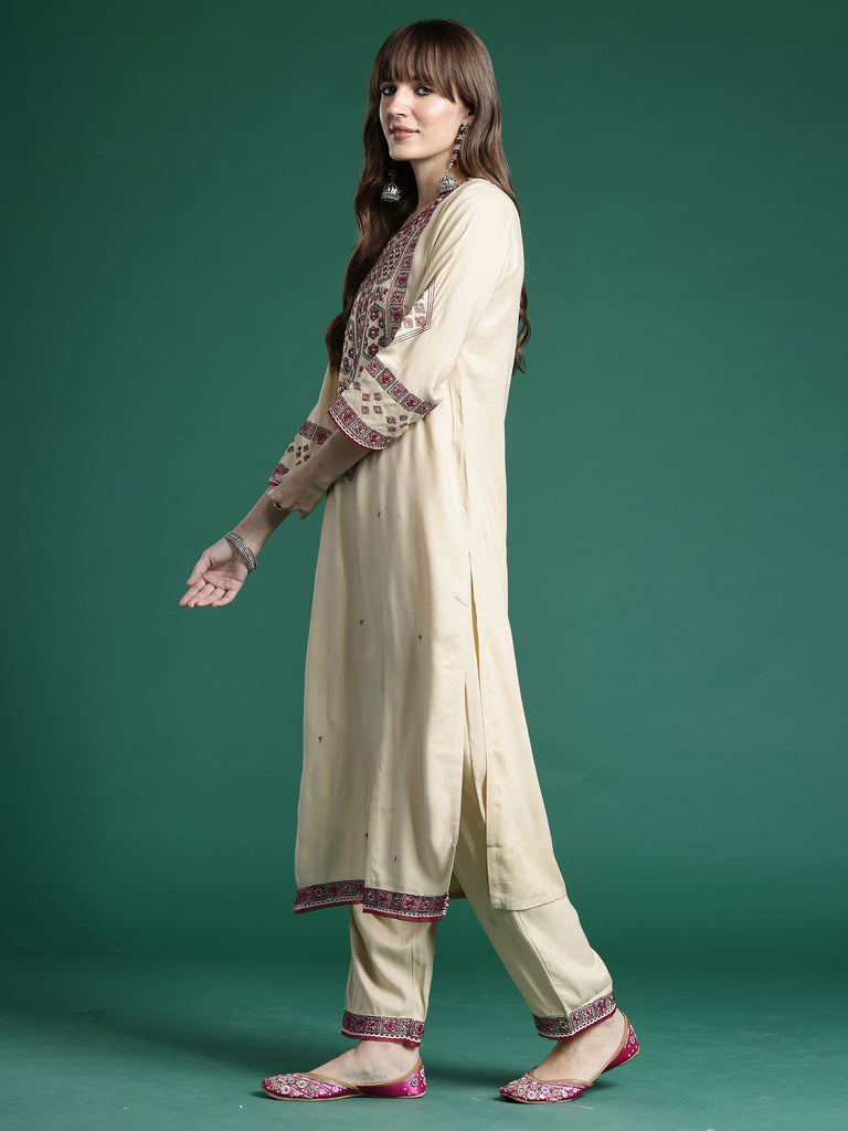 Color_Beige
