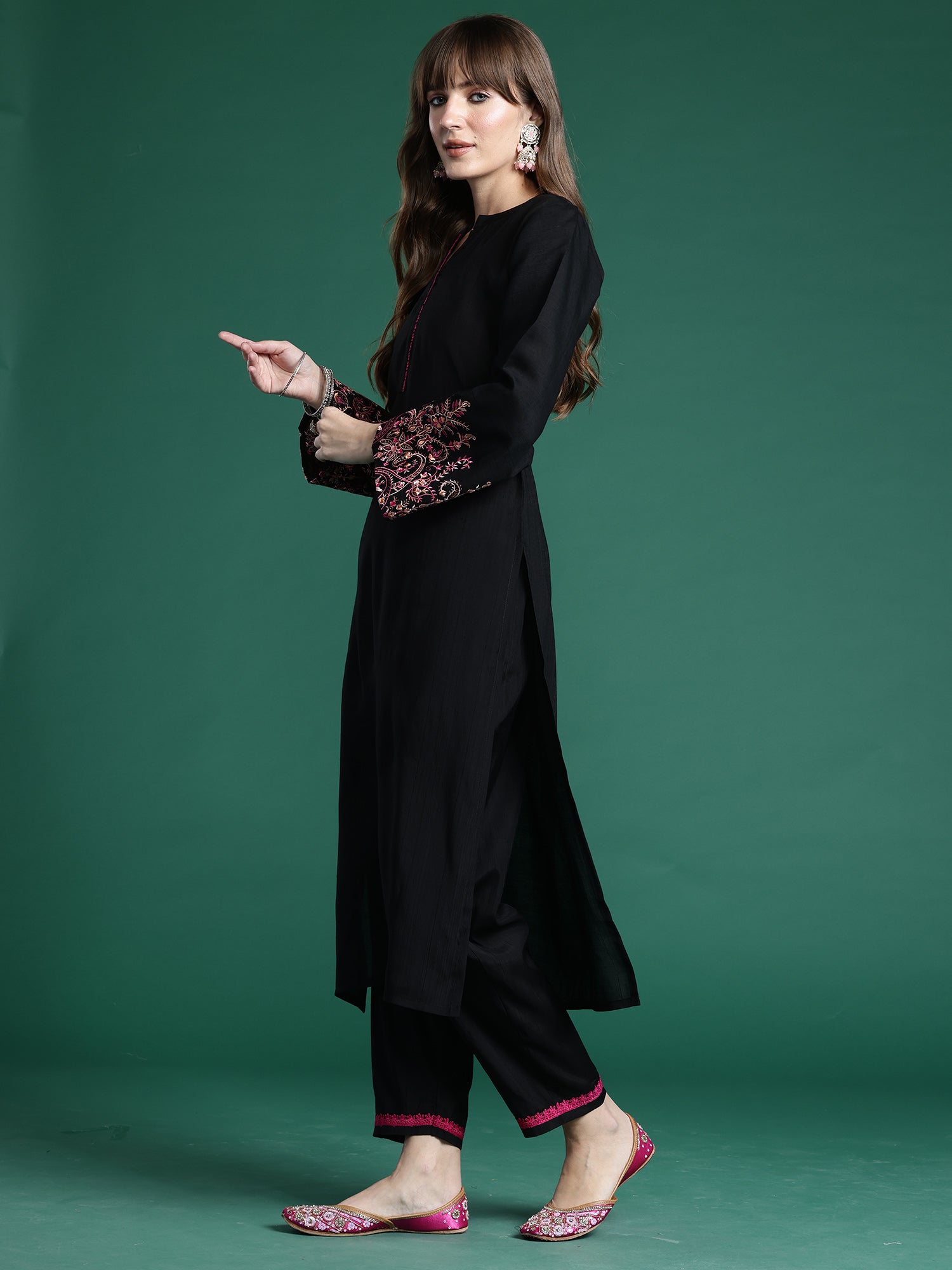 Color_Black