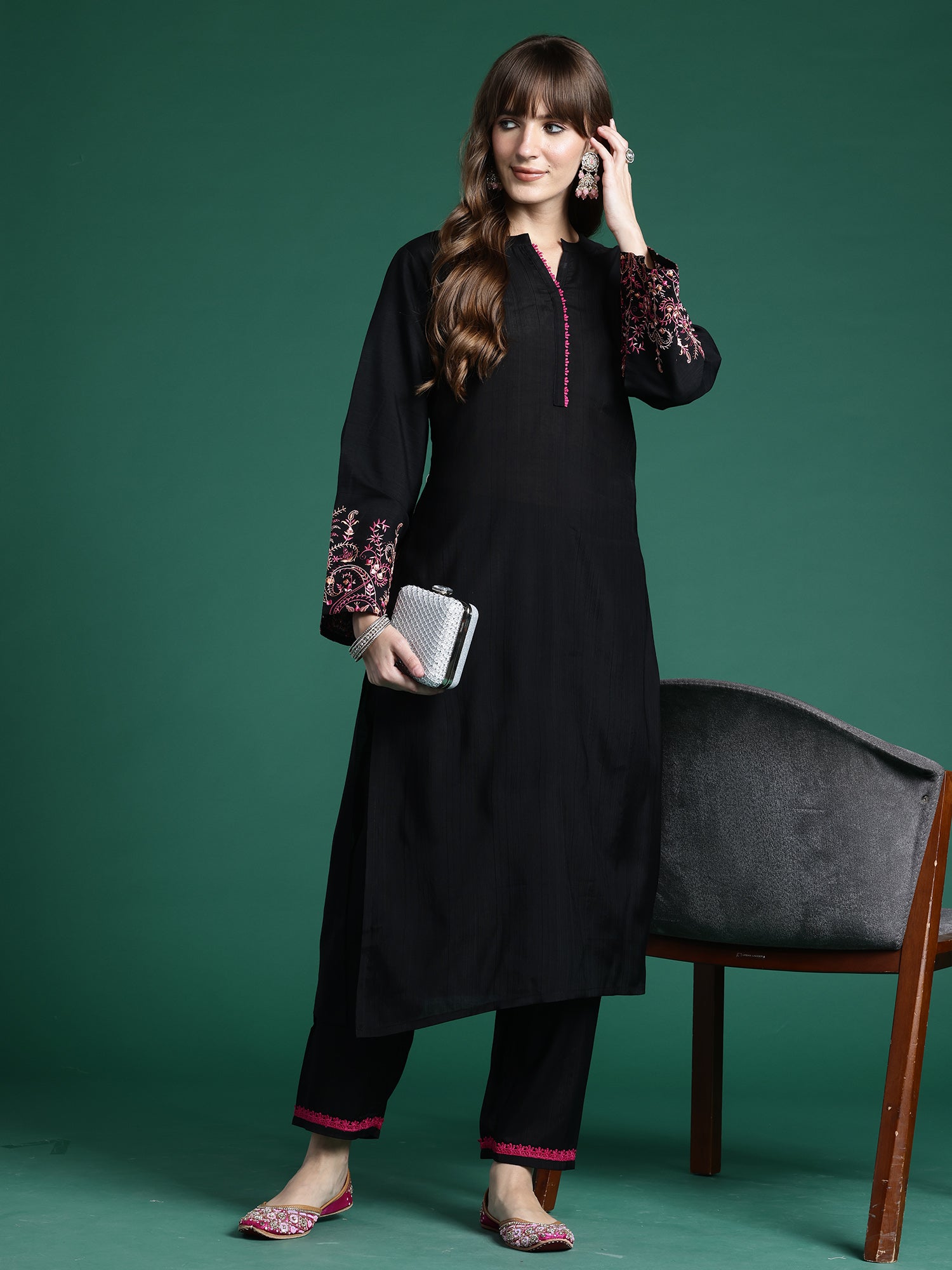 Color_Black