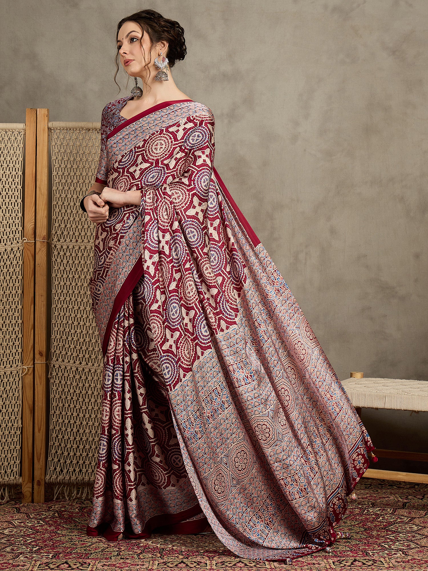 Color_Maroon