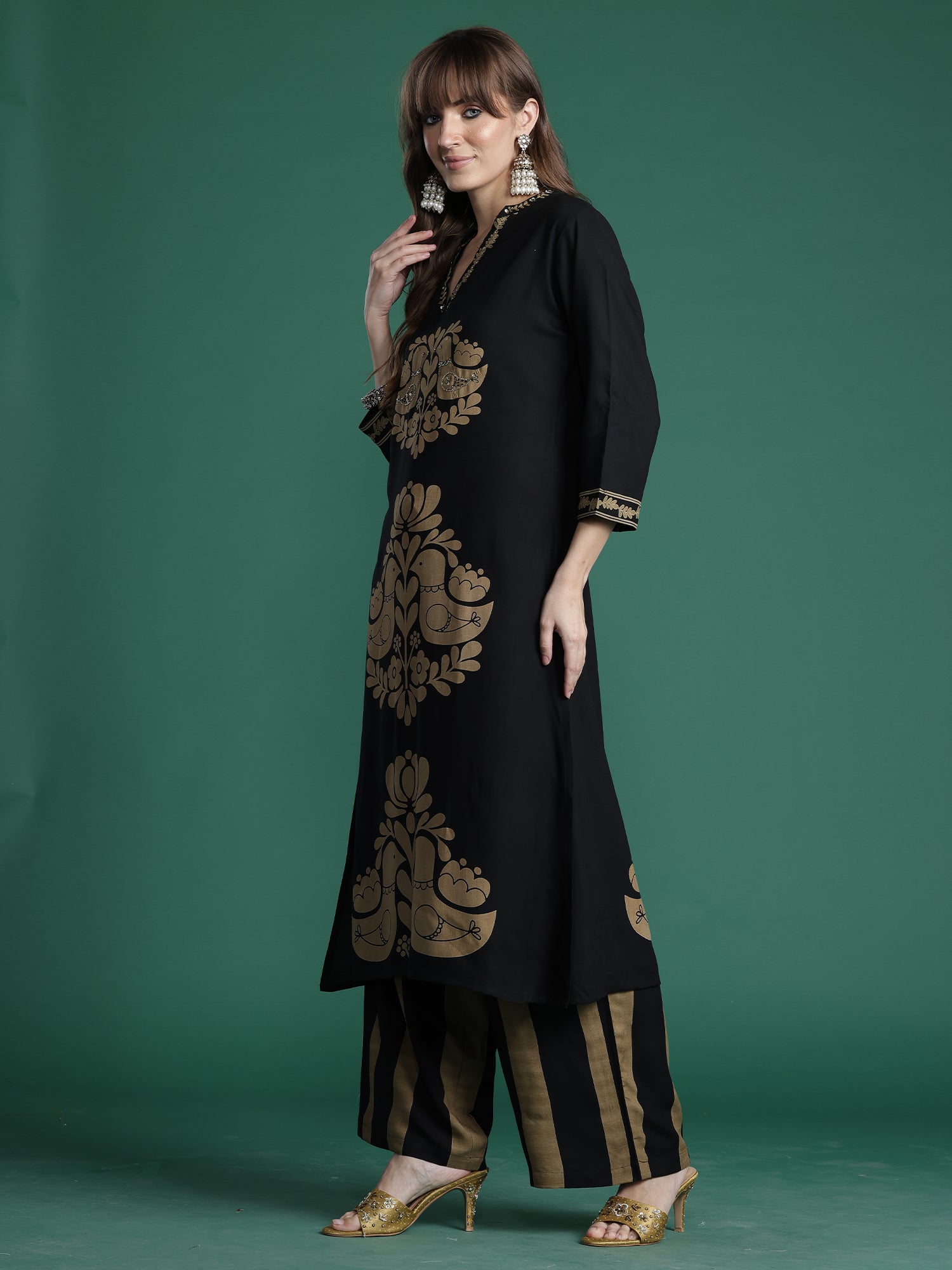 Color_Black