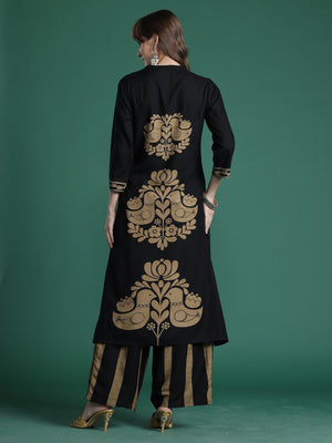 Color_Black