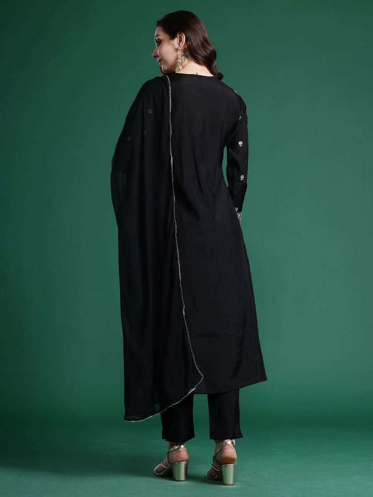Color_Black