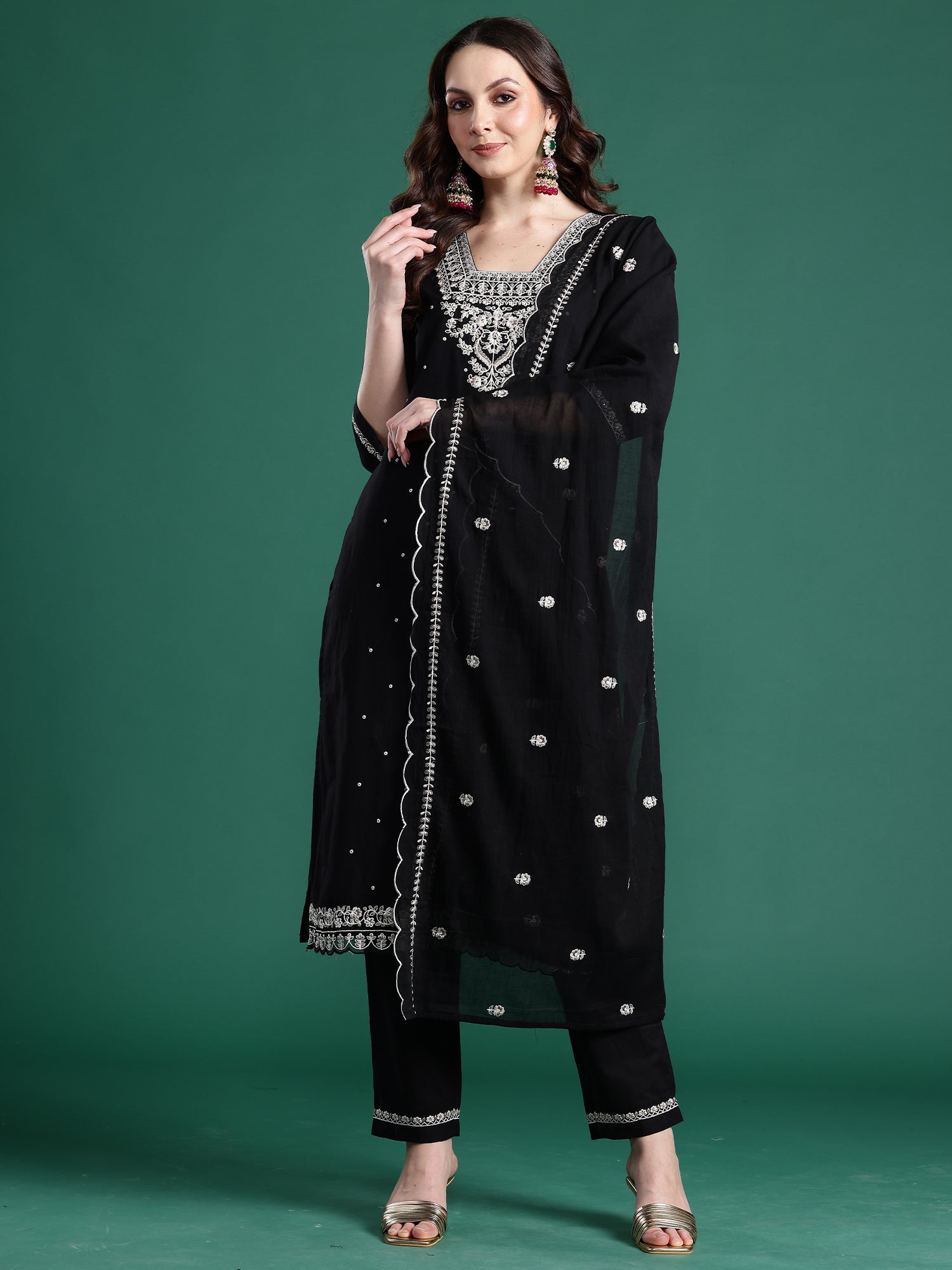 Color_Black