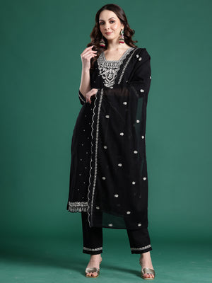 Color_Black