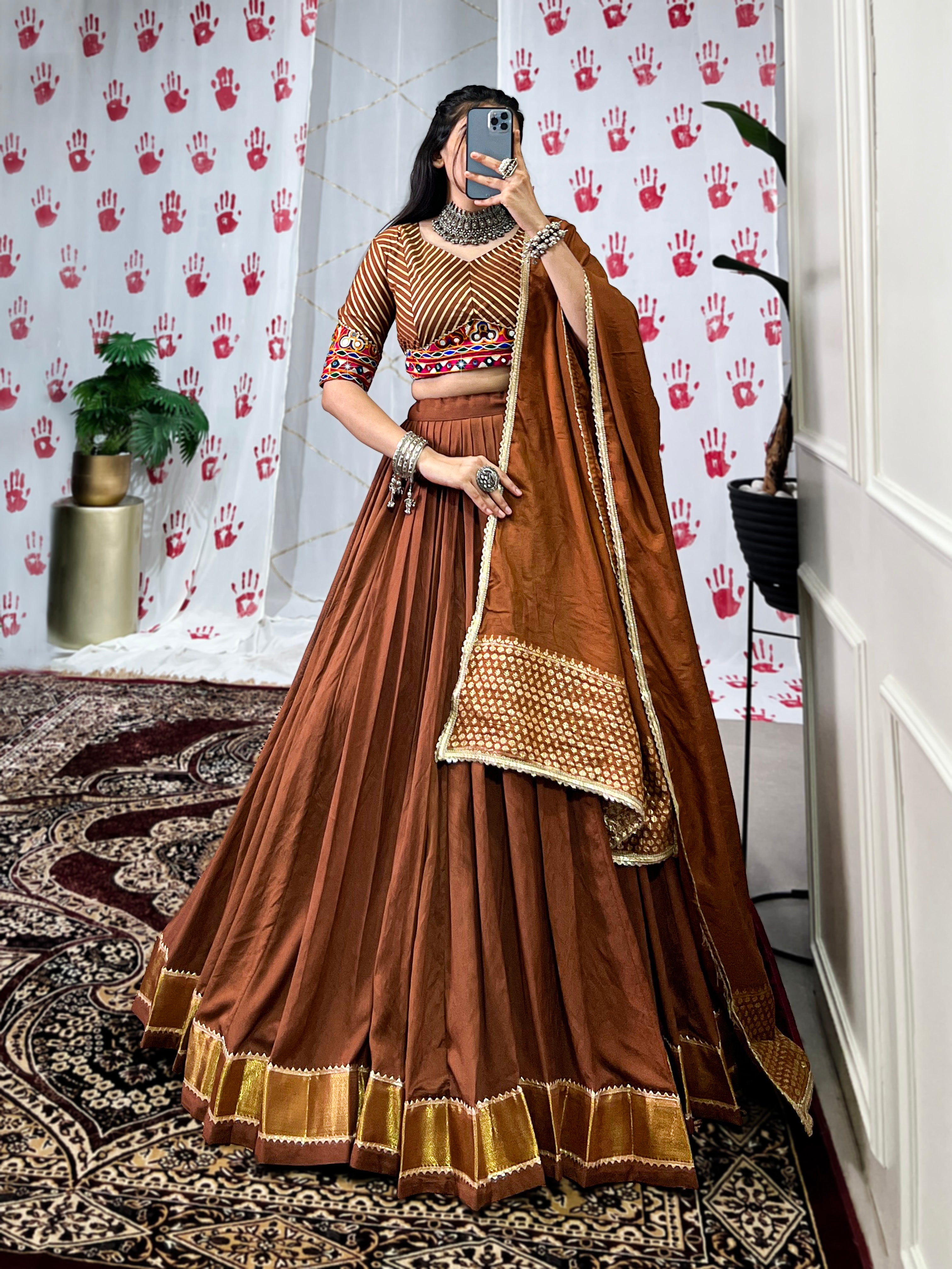 Color_Brown