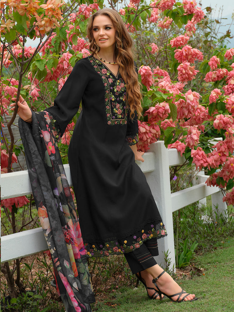Color_Black