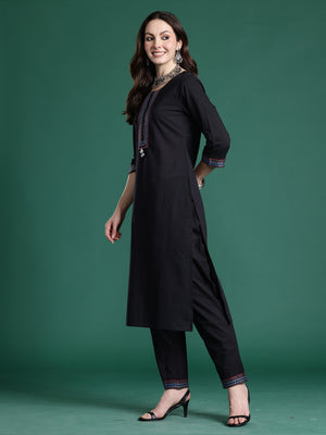 Color_Black