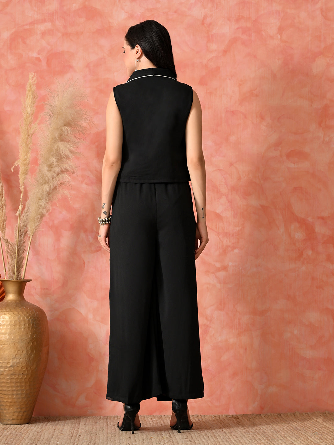 Color_Black