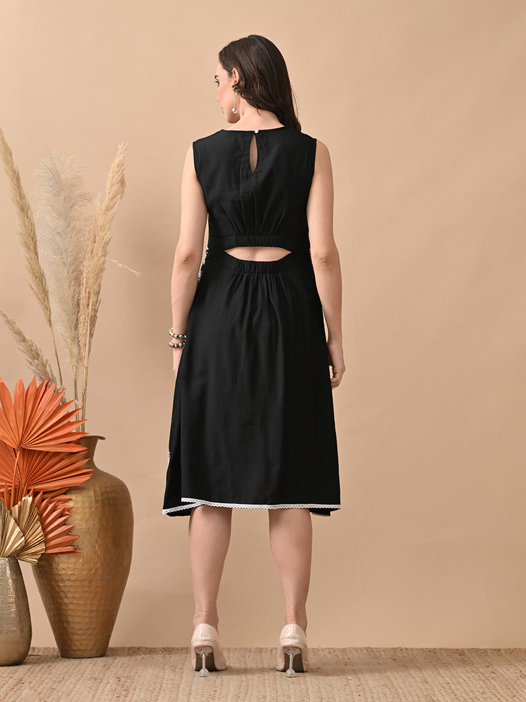 Color_Black