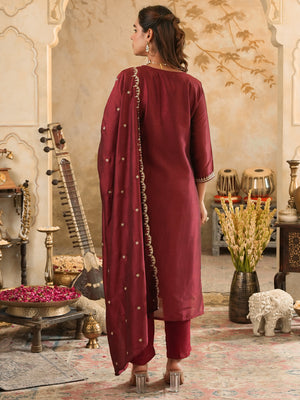 Color_Maroon