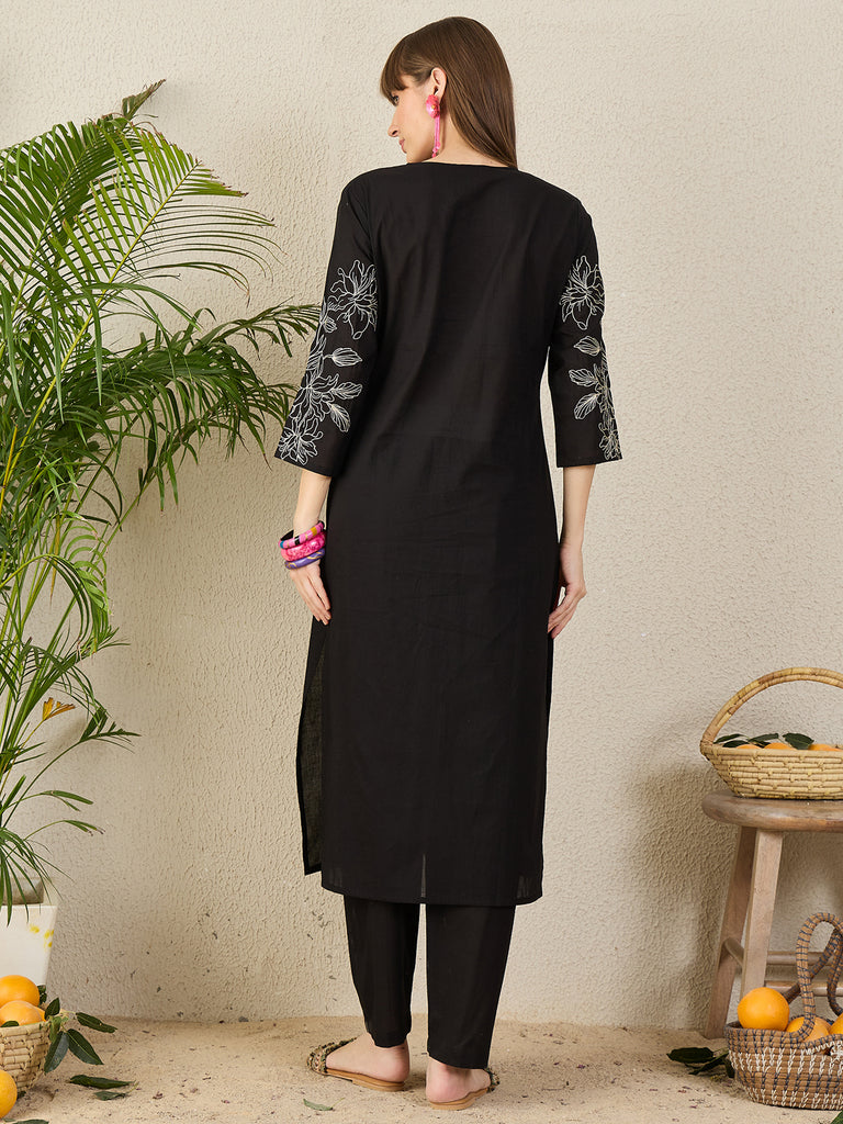 Color_Black