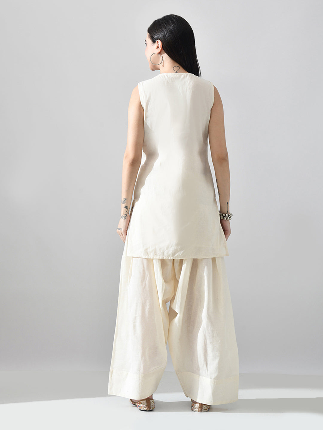 Color_Off White