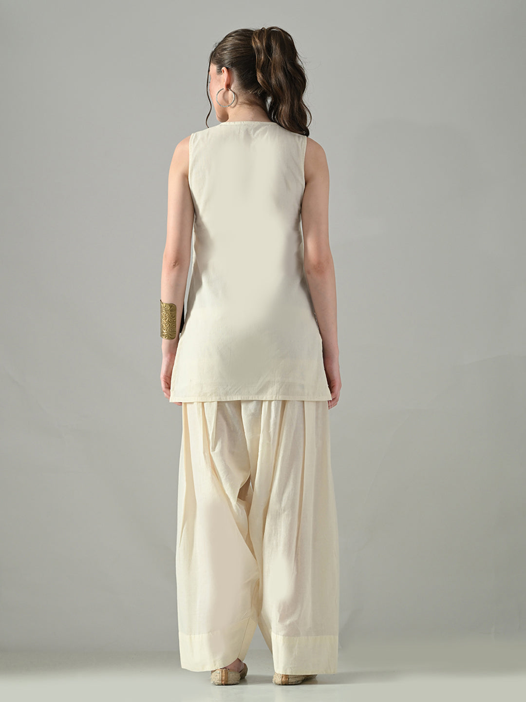 Color_Off White