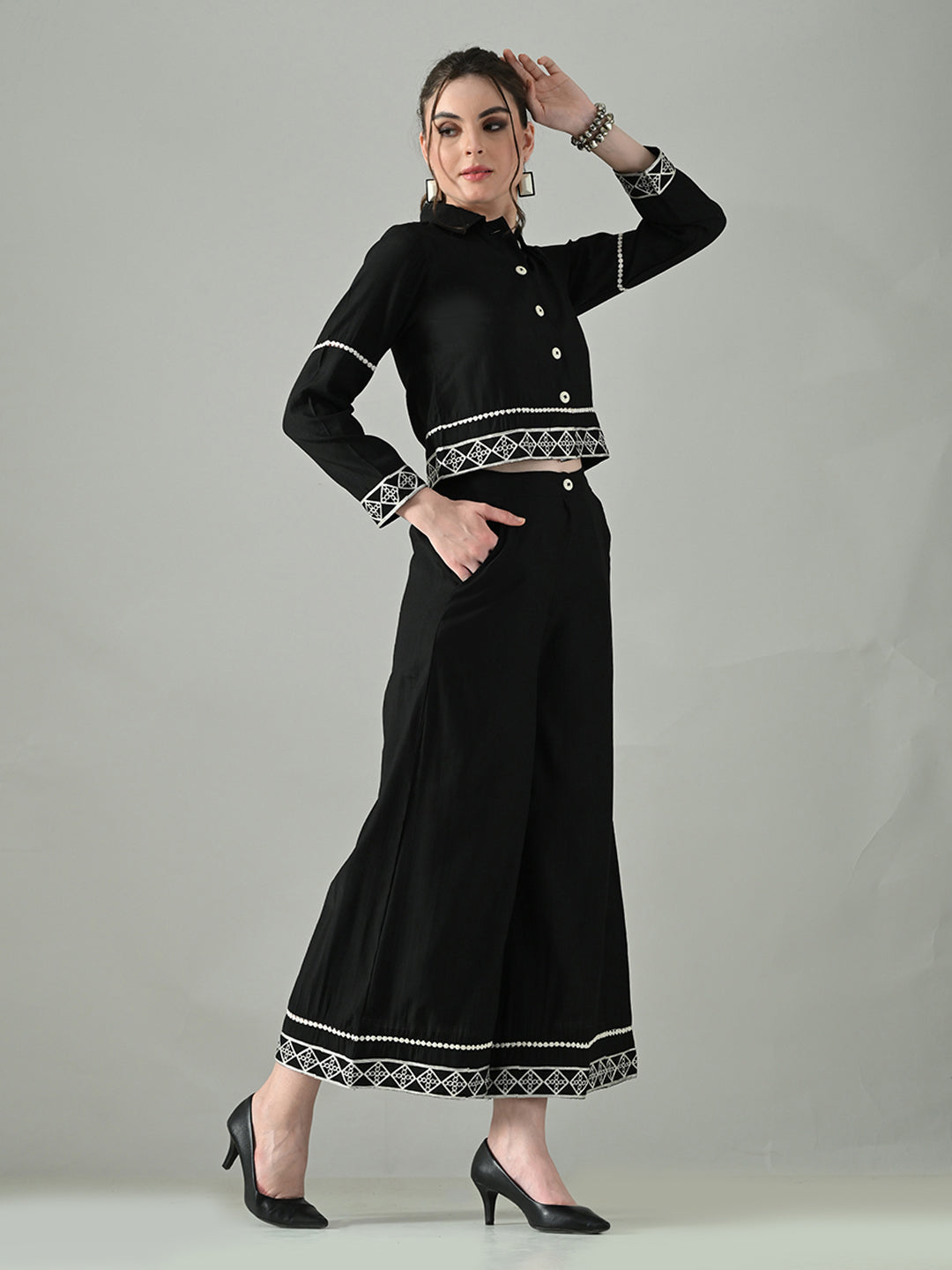 Color_Black