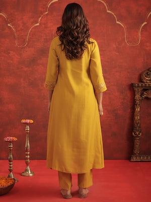 Color_Mustard