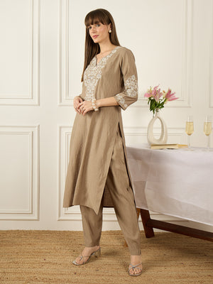 Color_Beige