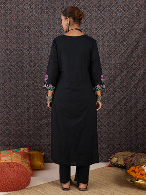 Color_Black