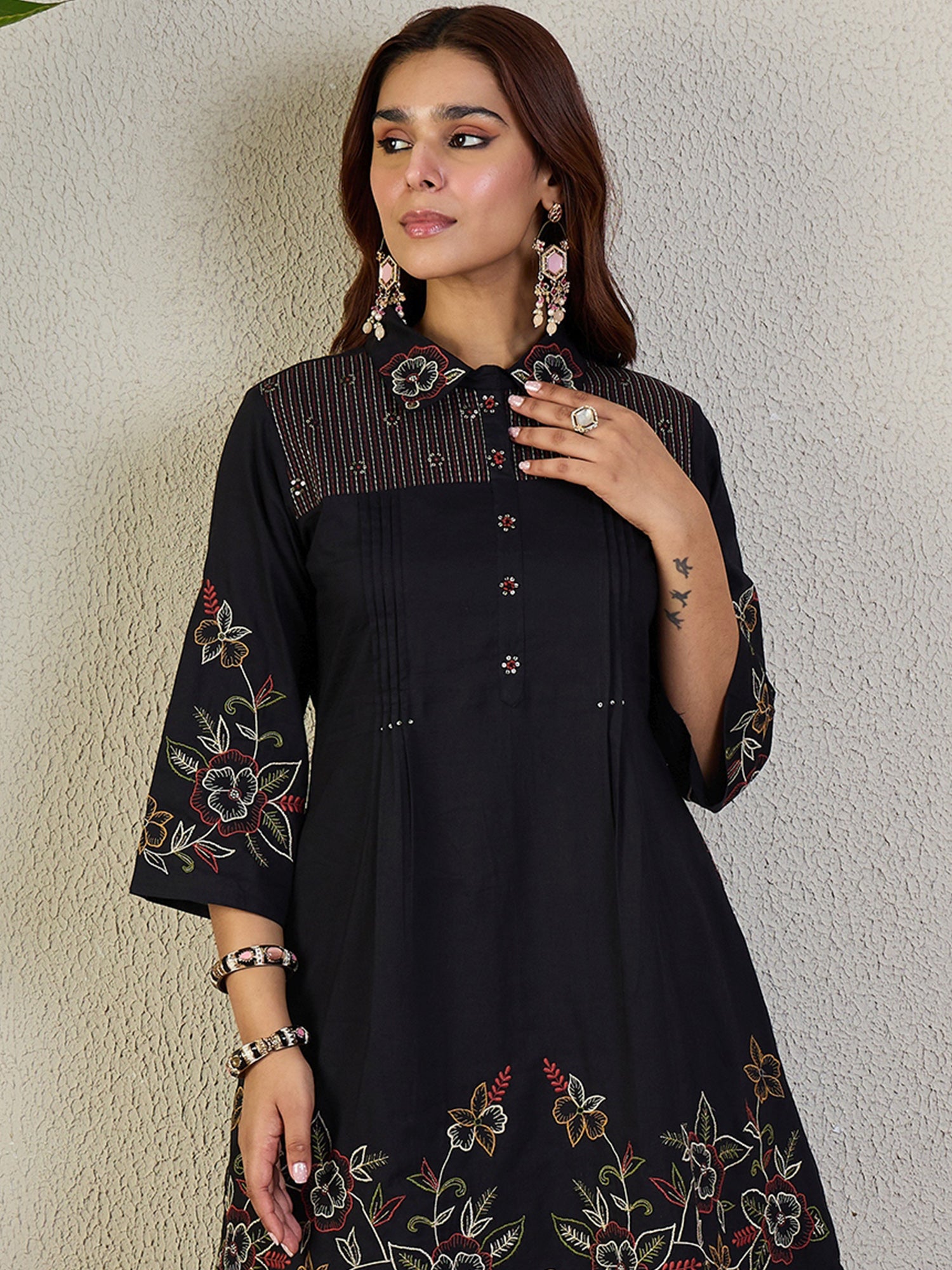 Color_Black