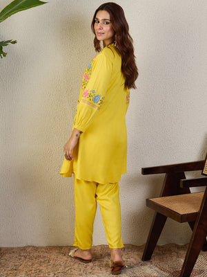 Color_Yellow