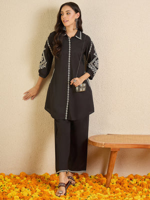 Color_Black