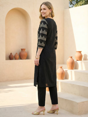 Color_Black