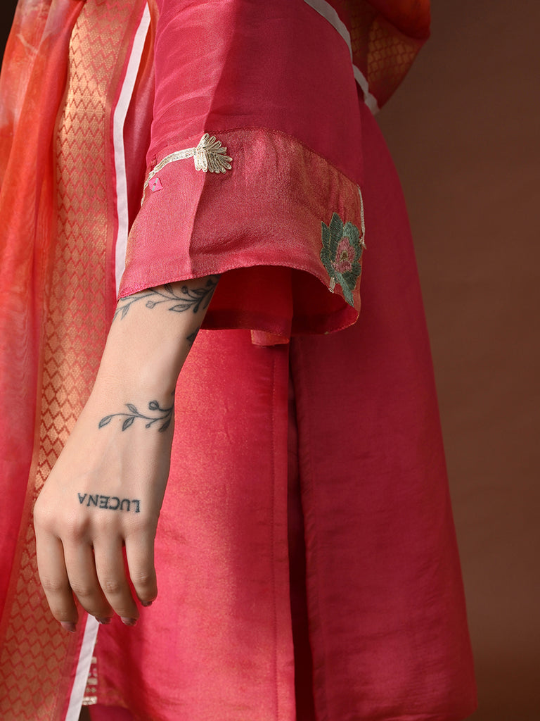 Color_Pink