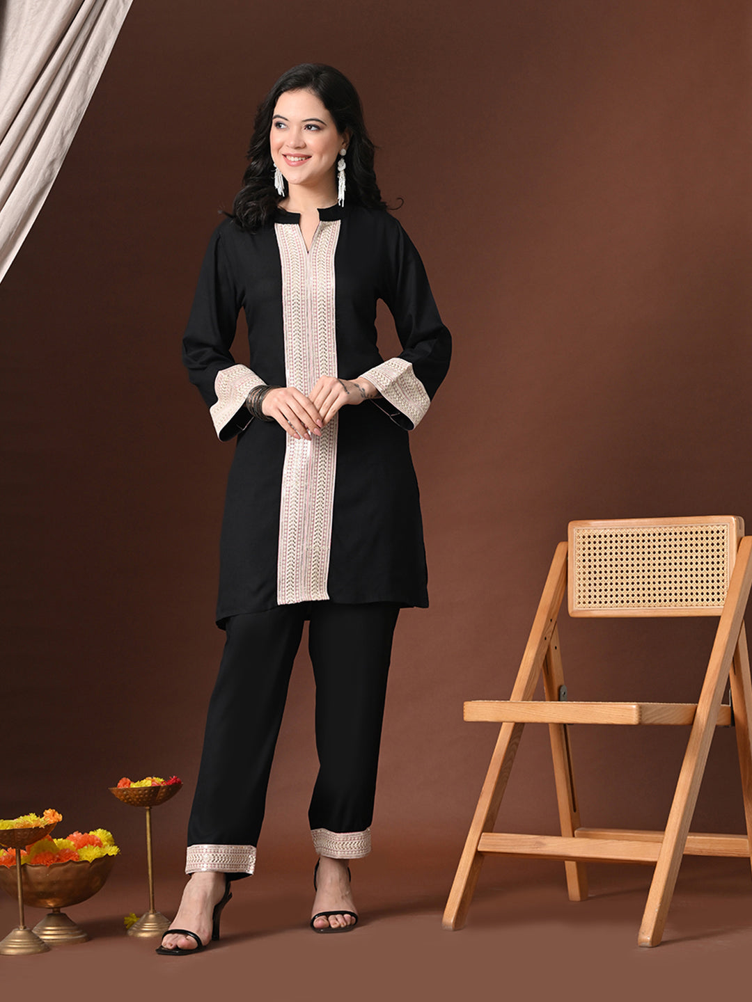 Color_Black