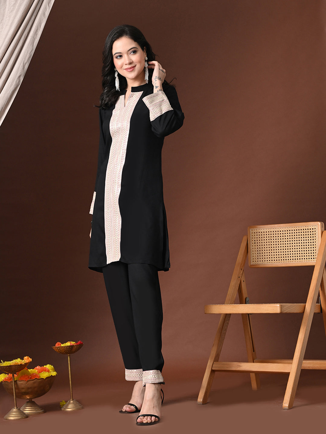 Color_Black