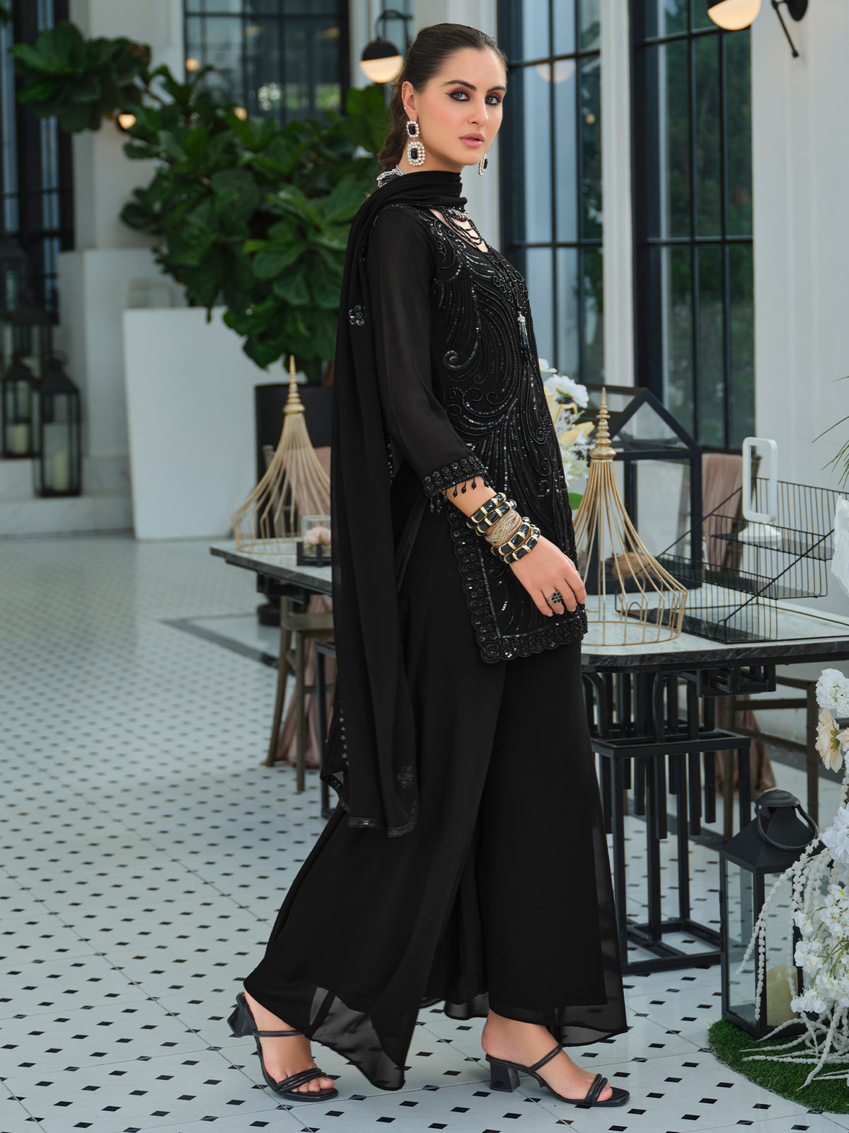 Color_Black