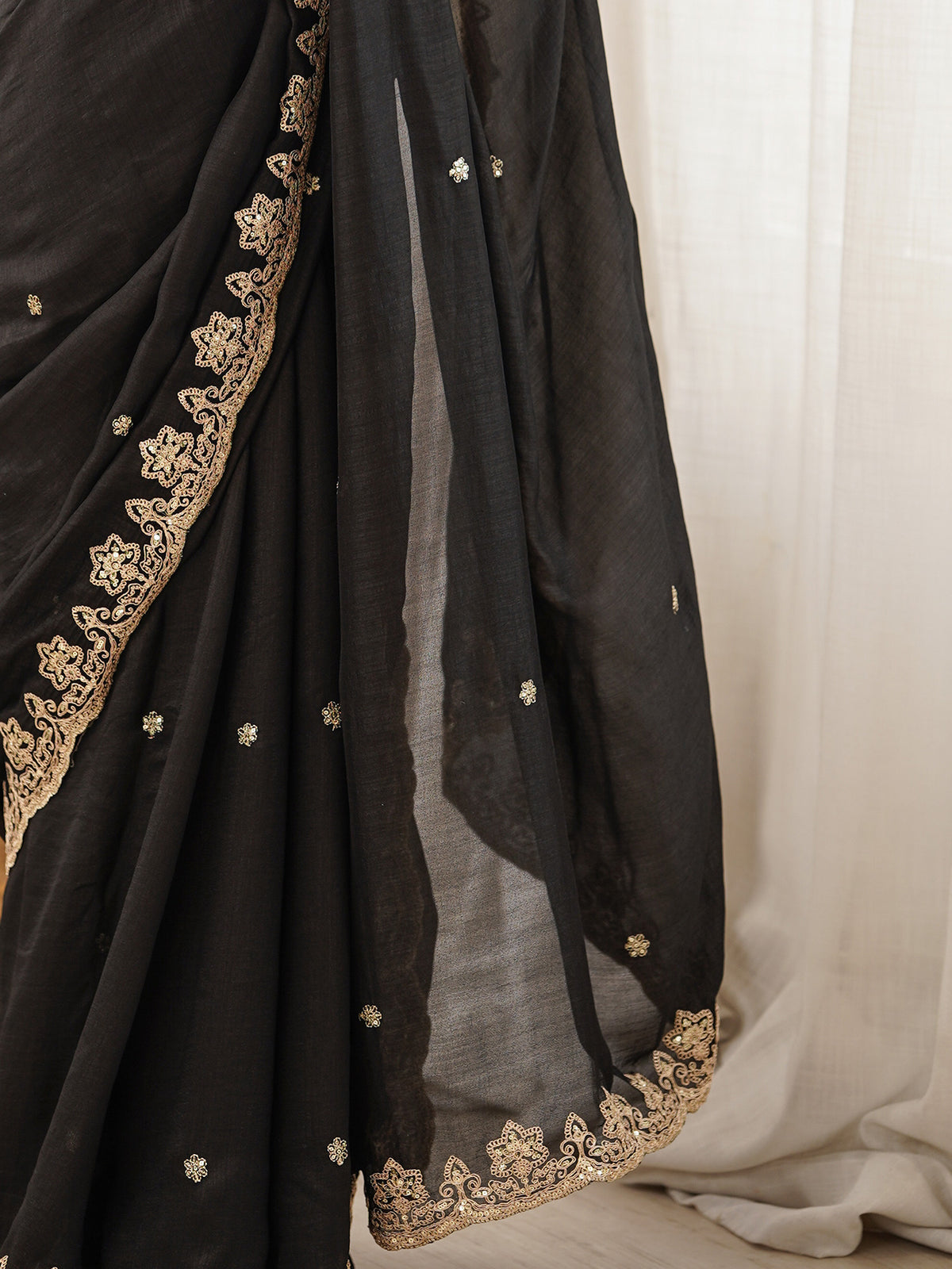 Color_Black