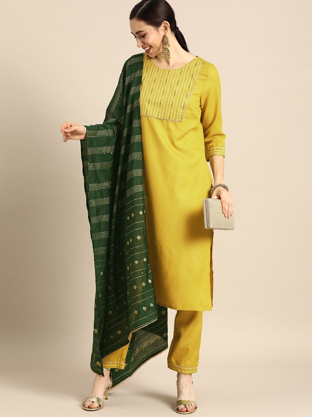 Women's Green Printed Viscose Rayon Kurta, Pant And Dupatta Set - Alvami