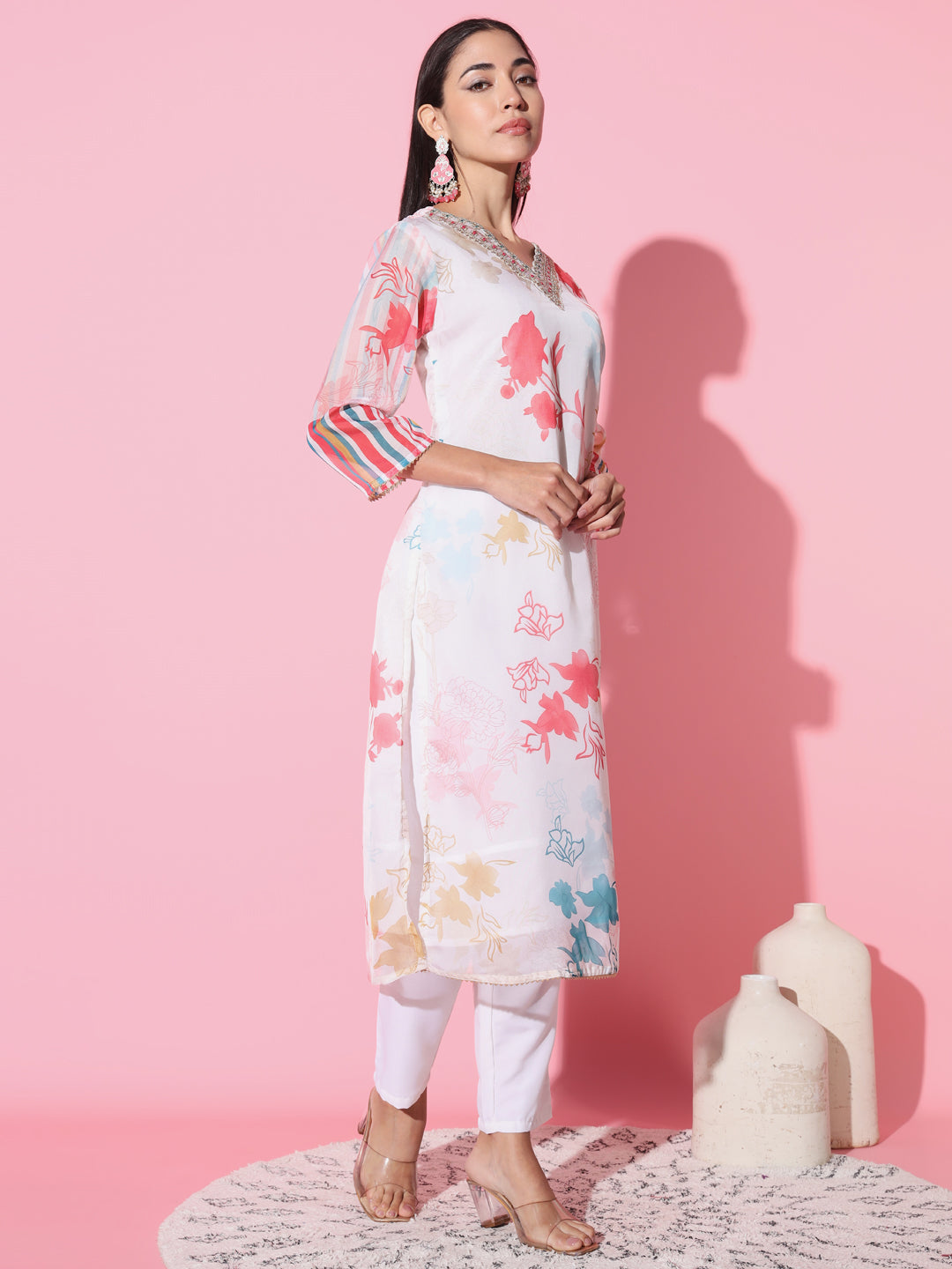 Women's V-Neck Floral-Printed Organza Fabric Kurta And Pant With Dupatta Set - Taantav