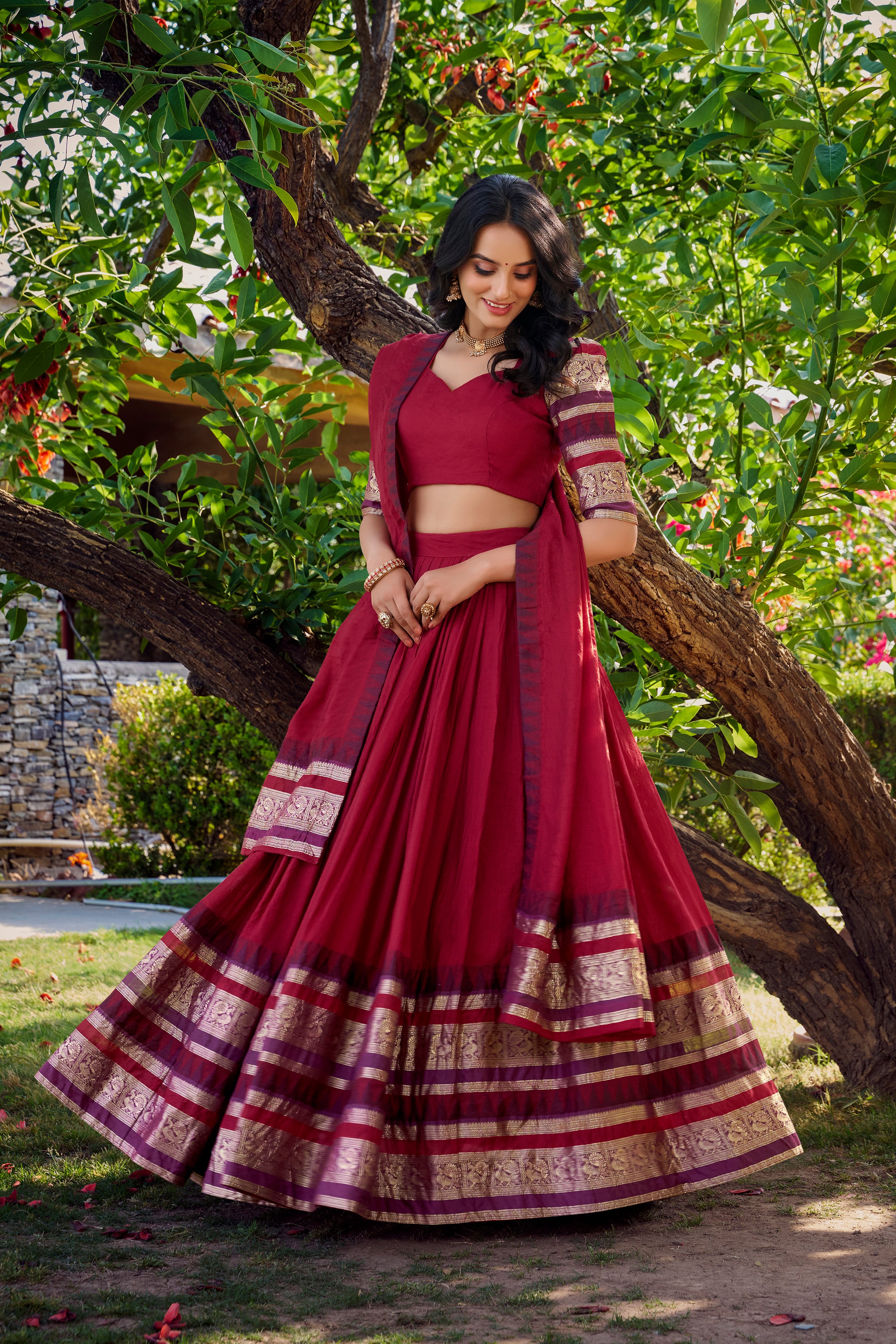 Color_Maroon