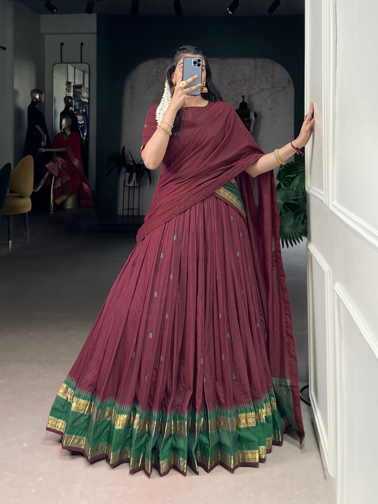 Color_Maroon