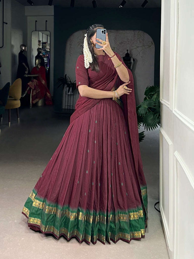 Color_Maroon