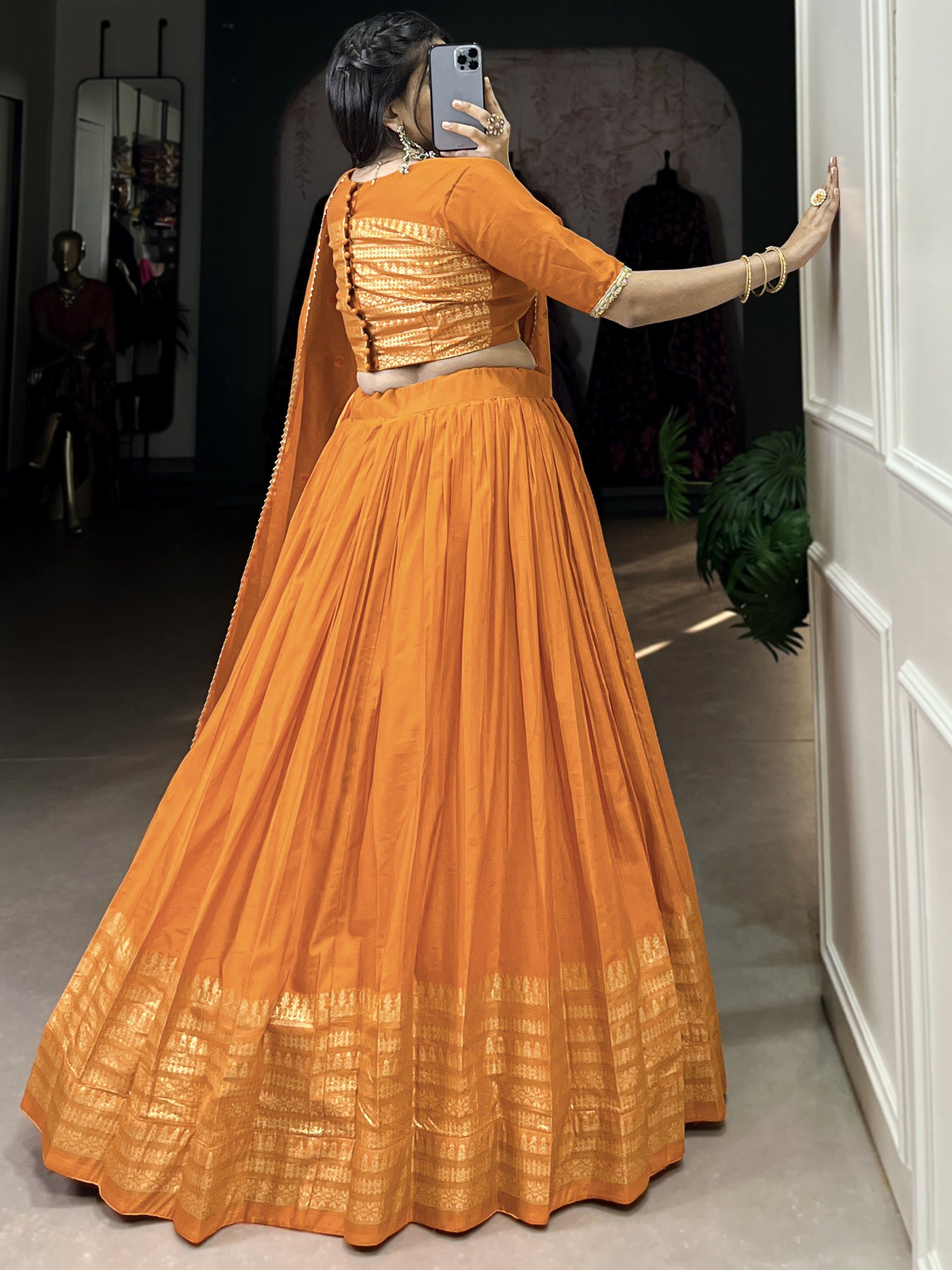 Color_Orange