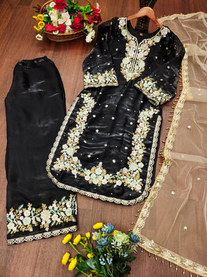 Color_Black