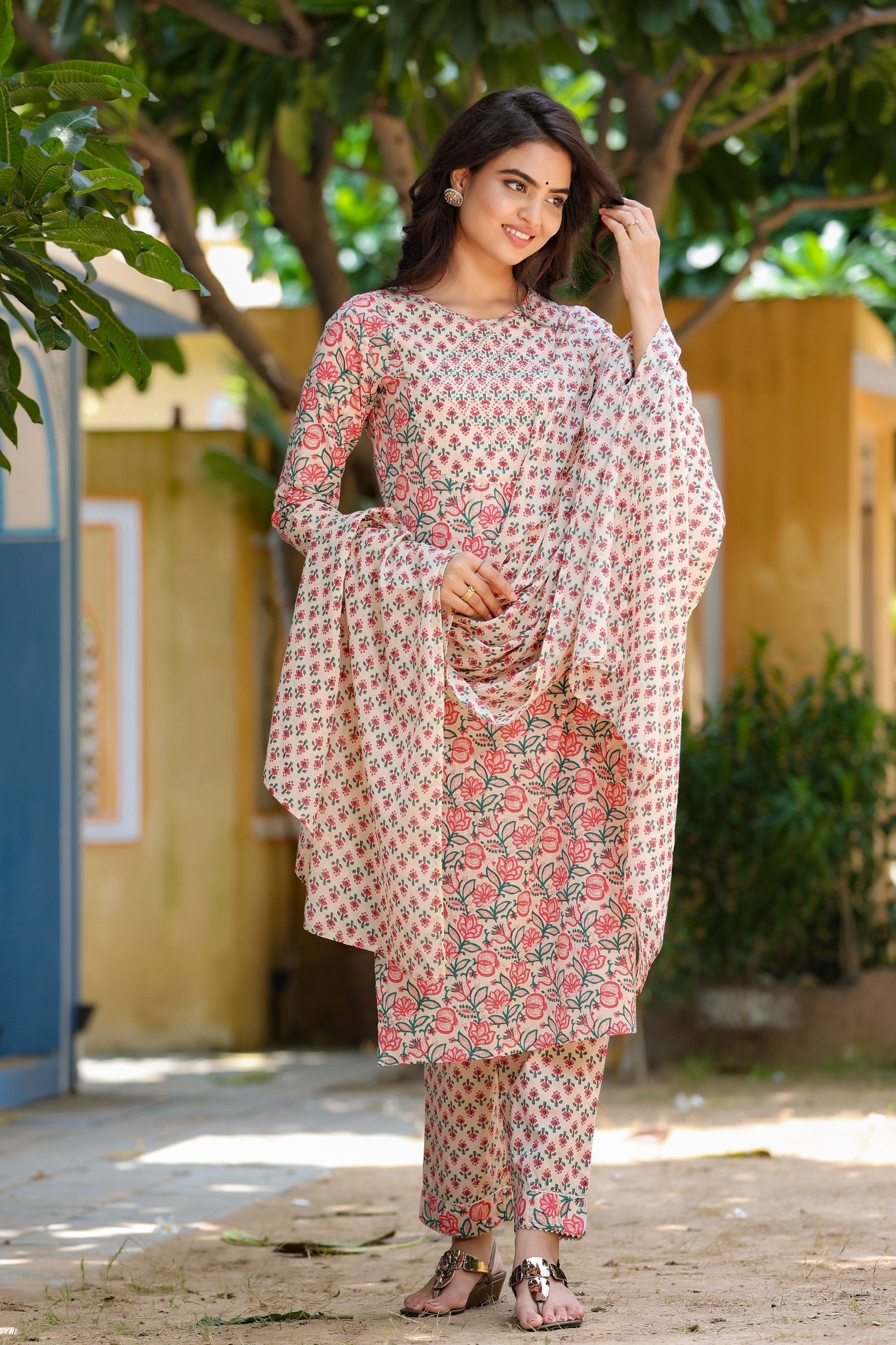 Women's Pink & Beige Handblock Printed Kurta Set