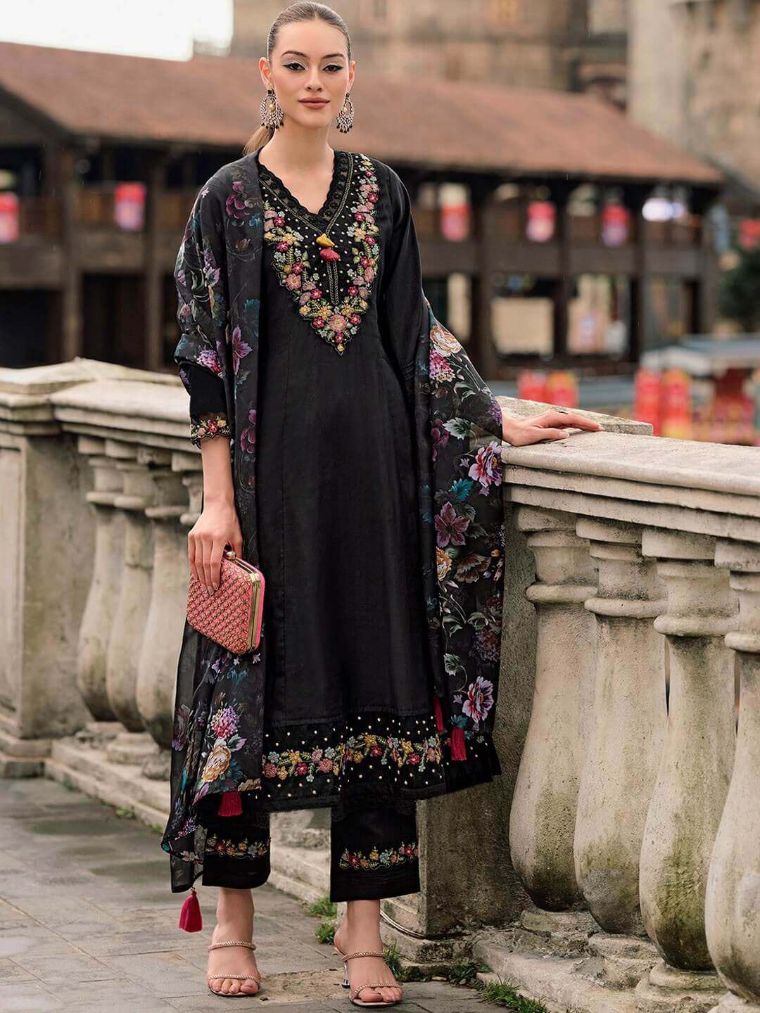 Color_Black