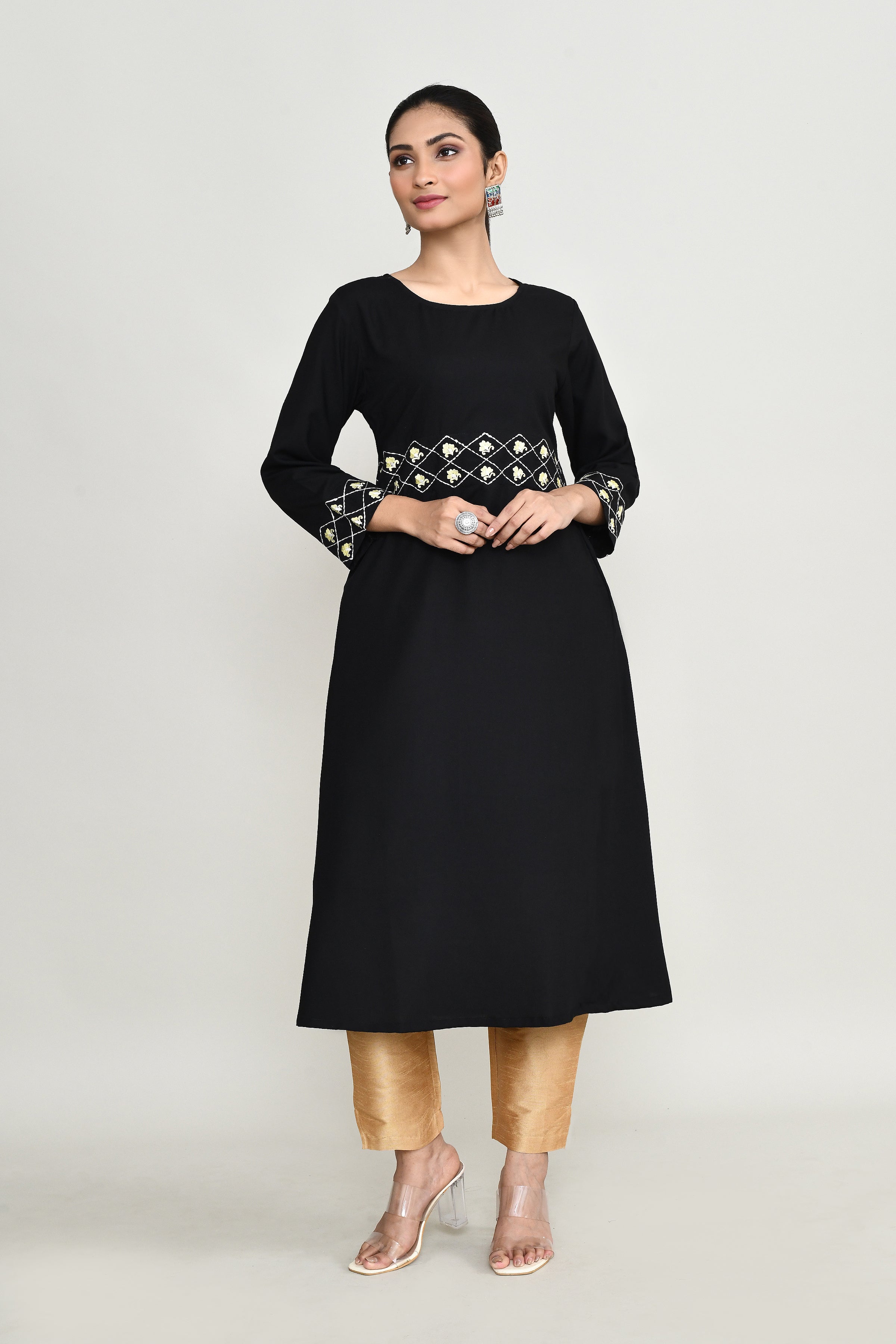 Color_Black
