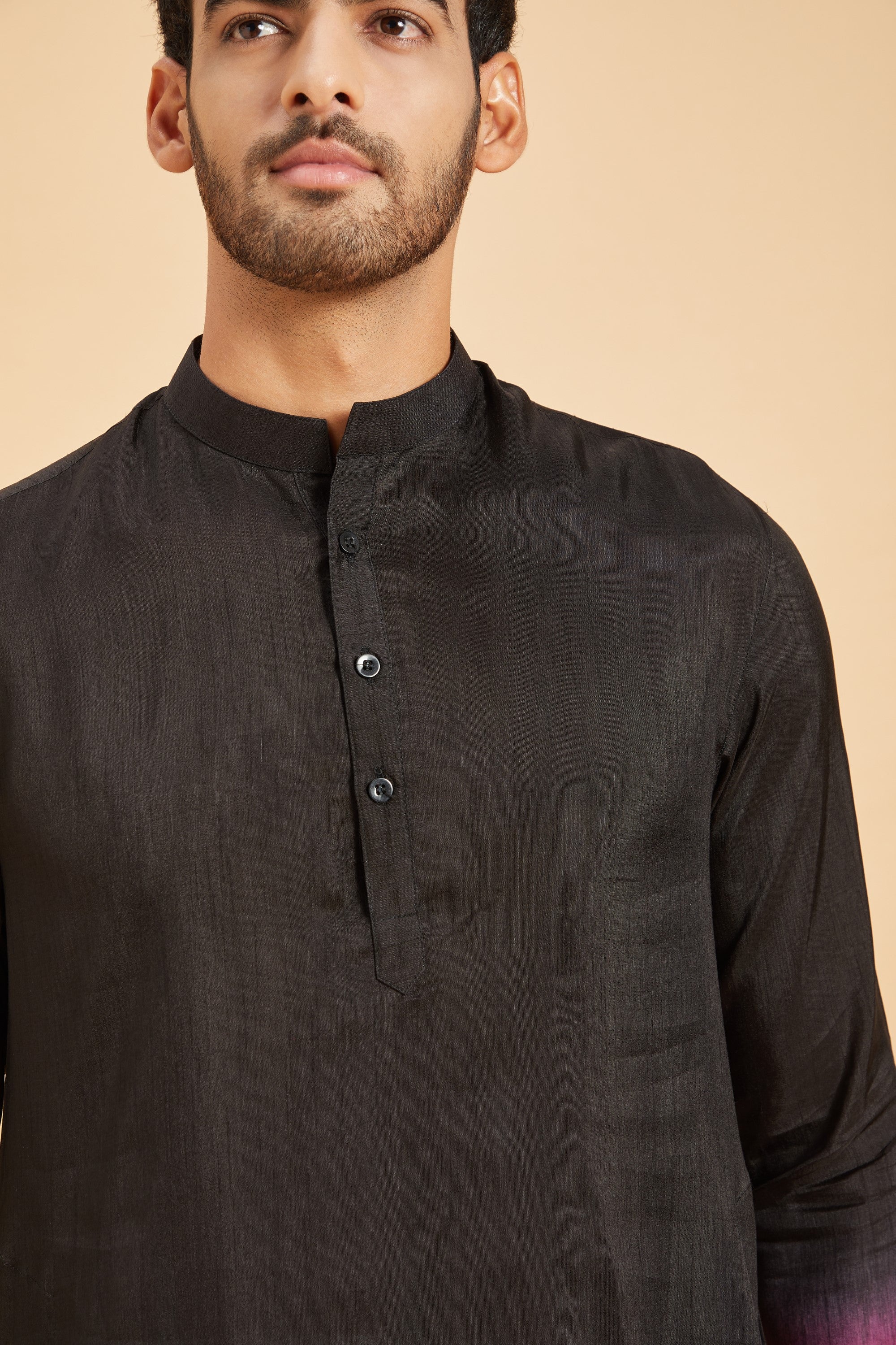 Men's Red Color Pattern Ombre Kurta Without Slit Silk
