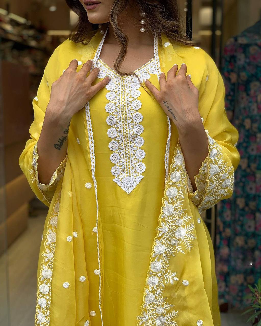 Color_Yellow