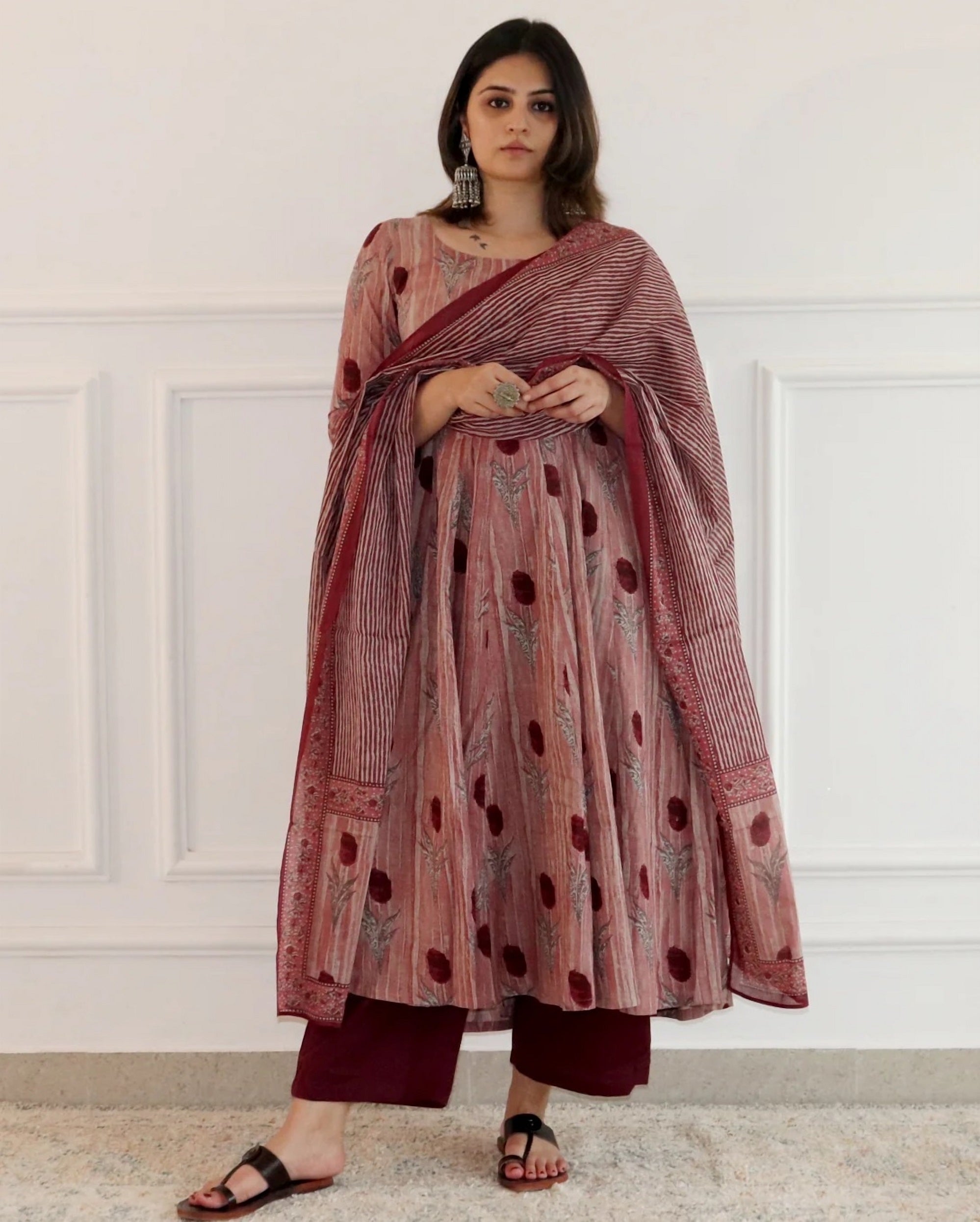 Color_Maroon