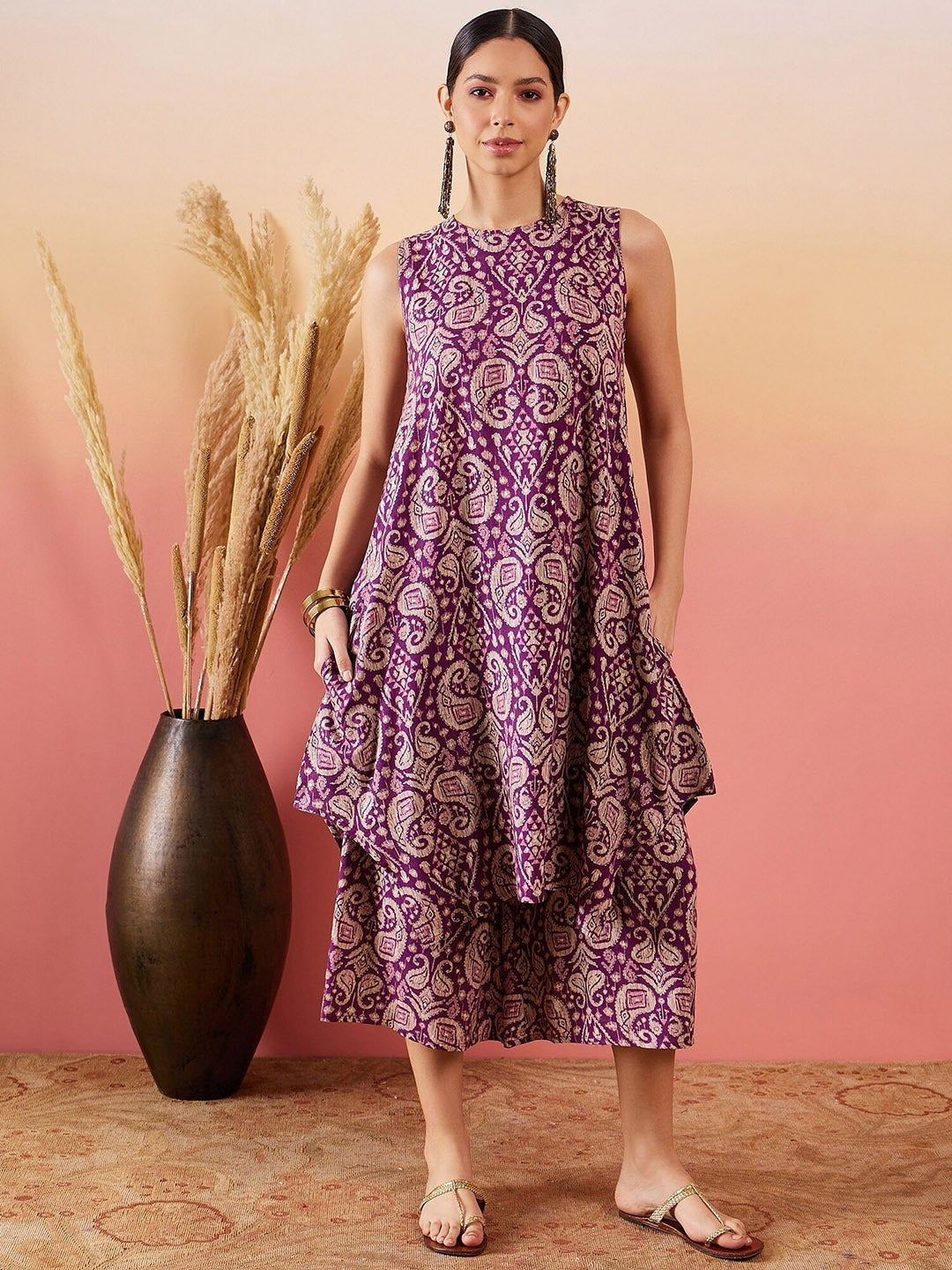 Women's Dusty Mauve Paisley Round Neck Kurta Short Palazzo Set