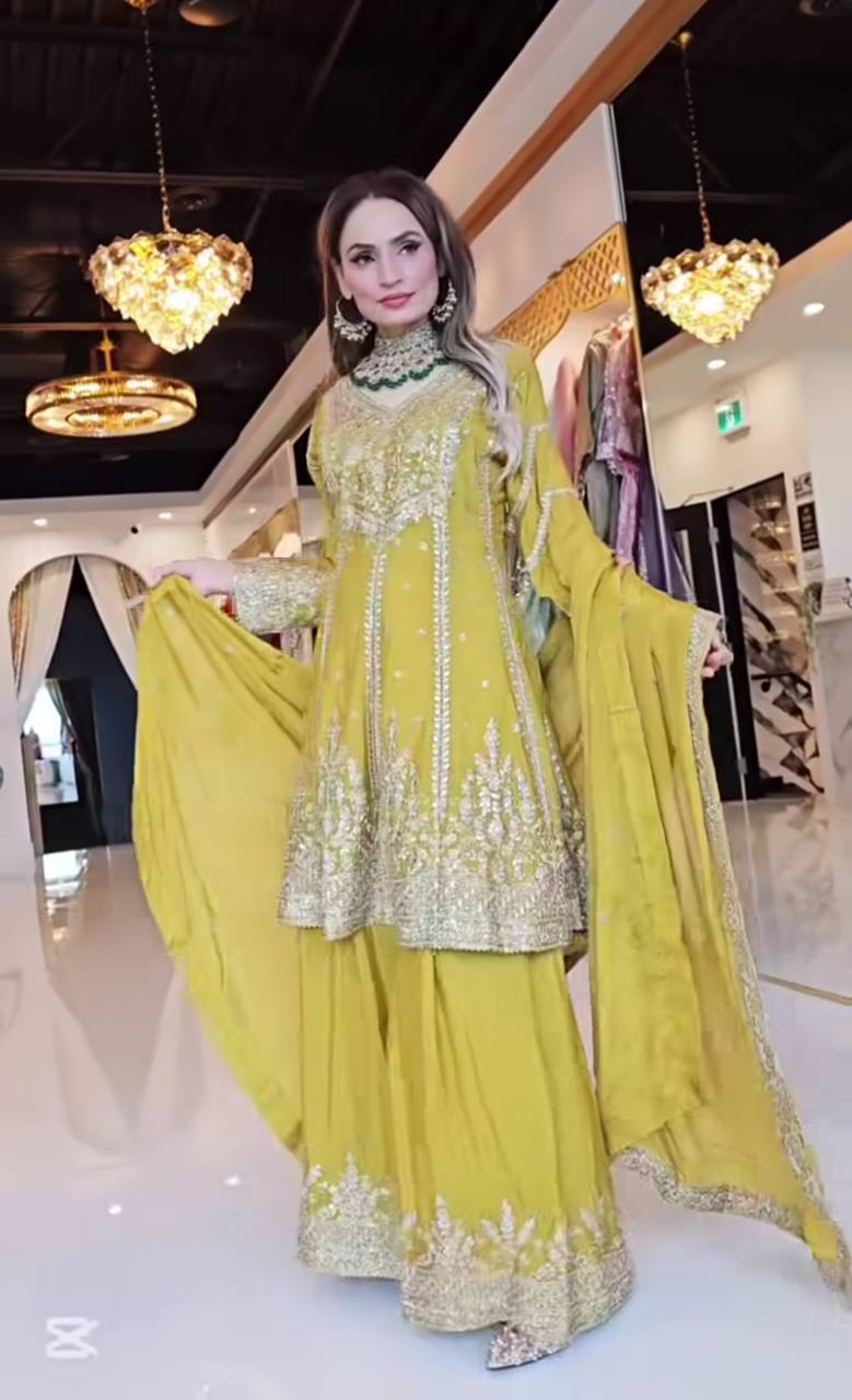 Color_YELLOW