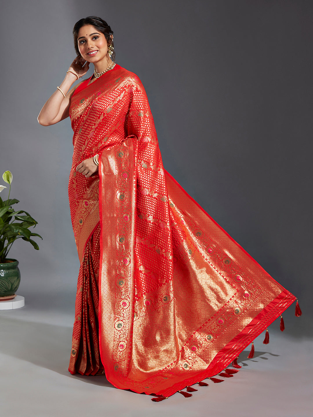 Women's Red & Gold Satin Paisley Zari With Beautiful Meenakari Banarasi Saree - Royal Dwells