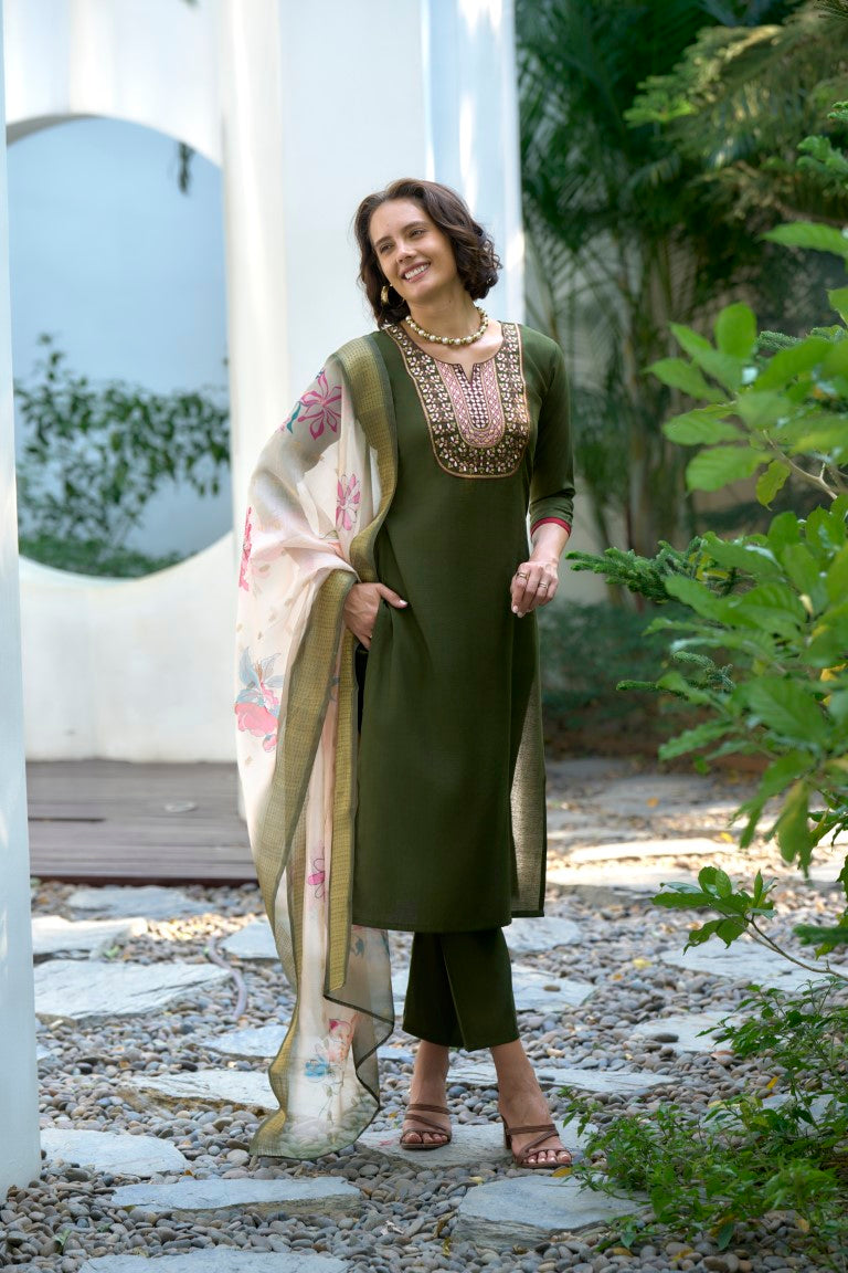 Women's Olive Green  Vatican Embroidery  Kurta Set