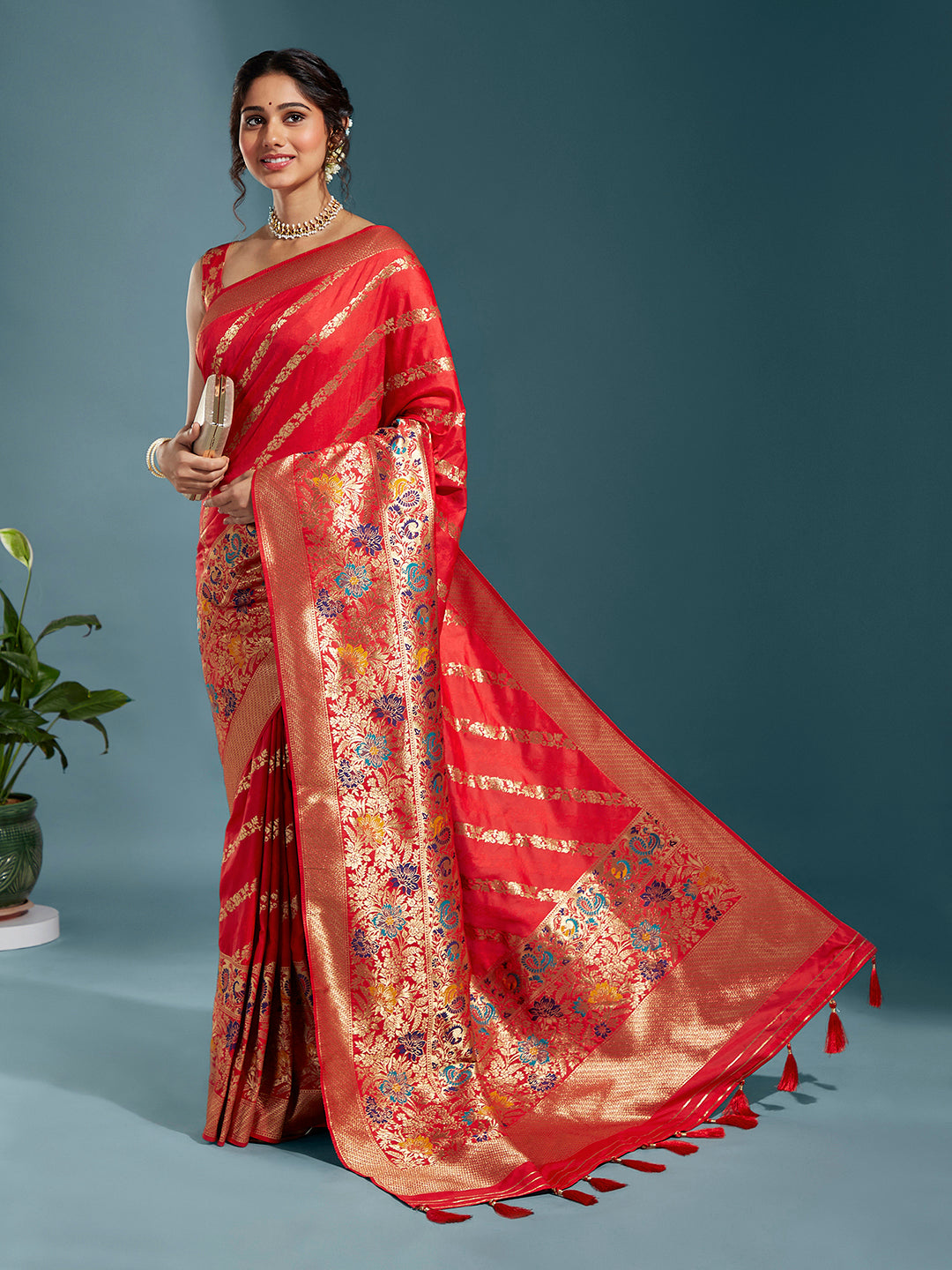 Women's Red & Gold Satin Paisley Zari With Beautiful Meenakari Banarasi Saree - Royal Dwells